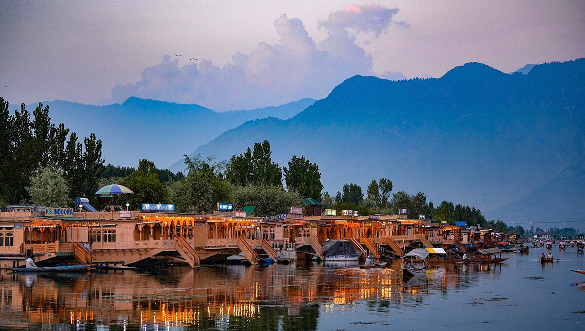 Most Wanted Kashmir Package.